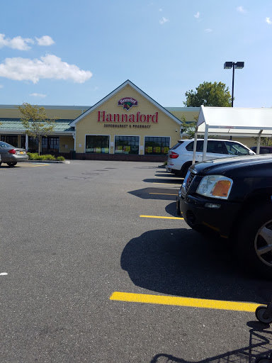 Grocery Store «Hannaford Supermarket», reviews and photos, 32 NY-82, Hudson, NY 12534, USA