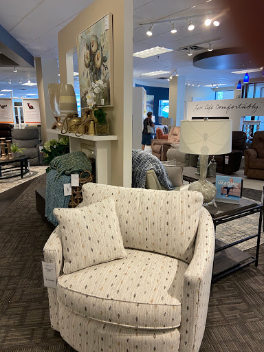 Furniture Store «La-Z-Boy Furniture Galleries», reviews and photos, 130 S Central Ave, Hartsdale, NY 10530, USA