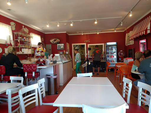 Dessert Shop «Chitterchats», reviews and photos, 846 Main St, Reedville, VA 22539, USA