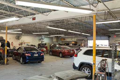 Auto Repair Shop «Northern Virginia Auto Body Work Shop Inc.», reviews and photos, 3160 Roanoke St, Fairfax, VA 22031, USA