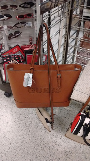 Clothing Store «Ross Dress for Less», reviews and photos, 4646 S Cooper St, Arlington, TX 76017, USA