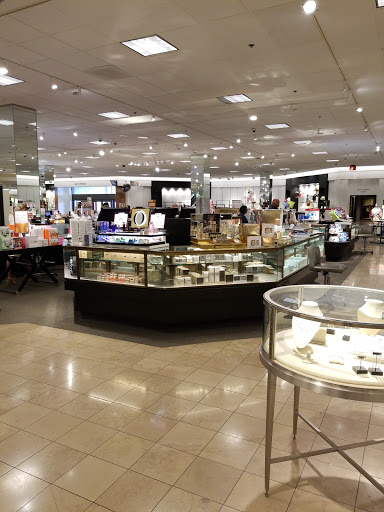 Department Store «Nordstrom», reviews and photos, 1880 Annapolis Mall Rd, Annapolis, MD 21401, USA