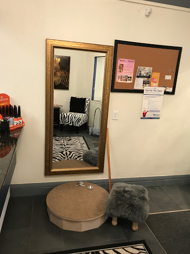 Dry Cleaner «Belmont Center Dry Cleaners», reviews and photos, 25 Leonard St, Belmont, MA 02478, USA