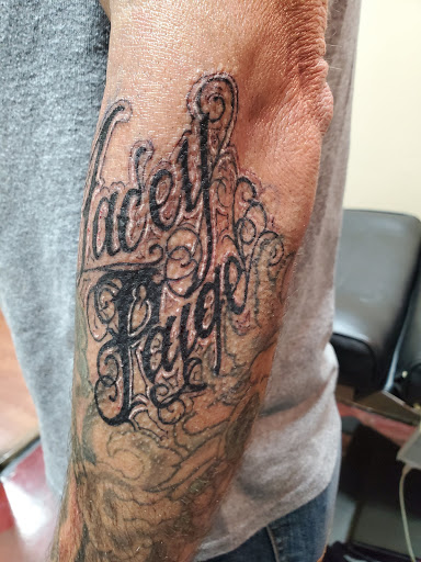 Tattoo and Piercing Shop «BIG TIME CUSTOM TATTOOS», reviews and photos, 7214 Douglas Blvd, Douglasville, GA 30135, USA