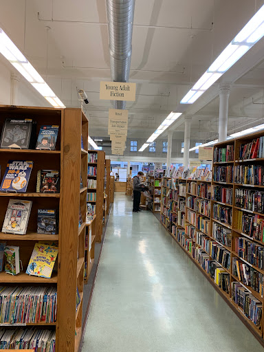 Book Store «Half Price Books», reviews and photos, 2036 Shattuck Ave, Berkeley, CA 94704, USA