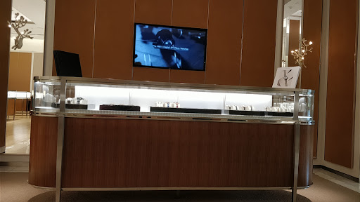 Jewelry Store «Tiffany & Co.», reviews and photos, 9700 Collins Ave, Bal Harbour, FL 33154, USA