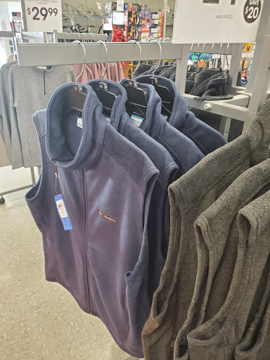 Sporting Goods Store «Academy Sports + Outdoors», reviews and photos, 848 E Barnes Crossing Rd, Tupelo, MS 38804, USA