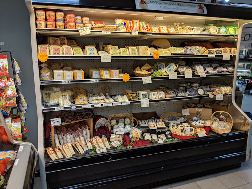 Gourmet Grocery Store «Lake Geneva Country Meats», reviews and photos, 5907 WI-50, Lake Geneva, WI 53147, USA