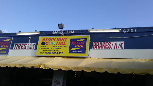Auto Repair Shop «Stoplight Tire and Auto Repair», reviews and photos, 6201 Pembroke Rd, Hollywood, FL 33023, USA