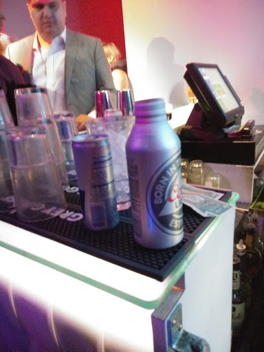 Asian Fusion Restaurant «Trio Club», reviews and photos, 909 E Burnside St, Portland, OR 97214, USA