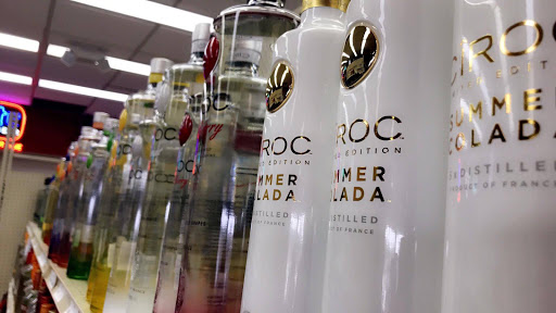 Liquor Store «Athens Hwy Package Store», reviews and photos, 898 W Ridge Rd, Gainesville, GA 30501, USA