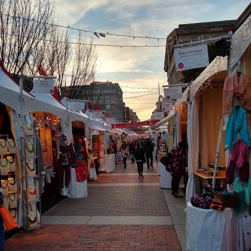 Downtown Holiday Market in Penn Quarter