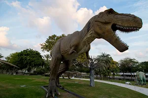 Dinosaur Park image