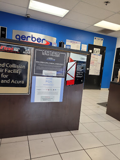 Auto Body Shop «New Look Collision Center», reviews and photos, 102 Corporate Park Dr, Henderson, NV 89074, USA