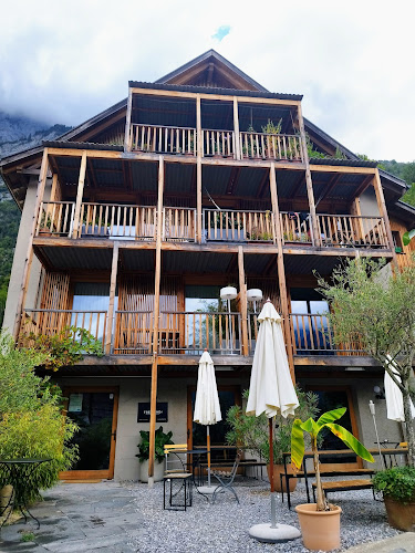 Comentarii opinii despre QuintEssenz