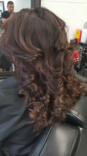 Barber Shop «Elegance Barber Shop & Salon», reviews and photos, 2522 E North St, Greenville, SC 29615, USA