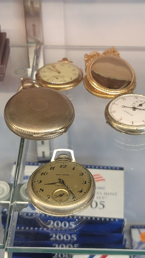 Pawn Shop «Pay More Pawn», reviews and photos, 7380 Oswego Rd, Liverpool, NY 13090, USA