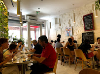 Atmosphère du Restaurant chinois Autour du Yangtse 食尚煮意卢浮宫店 à Paris - n°11
