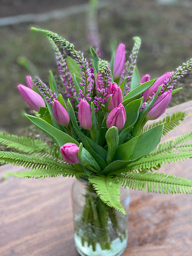 Florist «Guilford White House Florist», reviews and photos, 966 Boston Post Rd, Guilford, CT 06437, USA