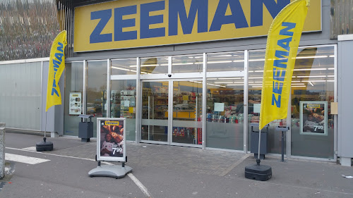 Magasin de vêtements Zeeman Denain rue Pierre Beriot Denain