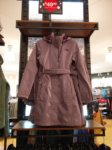 Clothing Store «The North Face Outlet», reviews and photos, 1201 Lighthouse Pl, Michigan City, IN 46360, USA