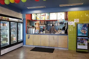 Dairy Queen (Treat) image