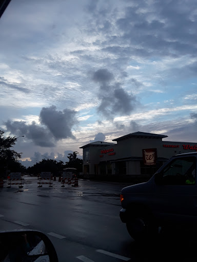 Car Wash «The Car Wash», reviews and photos, 3400 S Dixie Hwy, Miami, FL 33133, USA