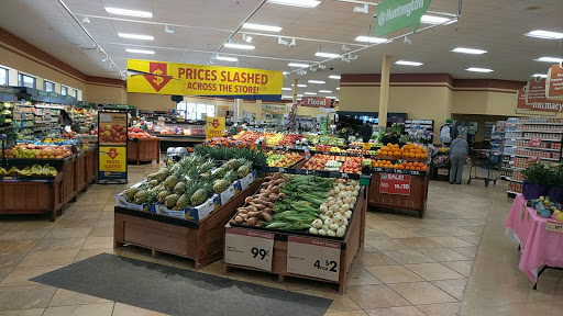 Supermarket «Giant Eagle Supermarket», reviews and photos, 50 W Bridge St, Berea, OH 44017, USA