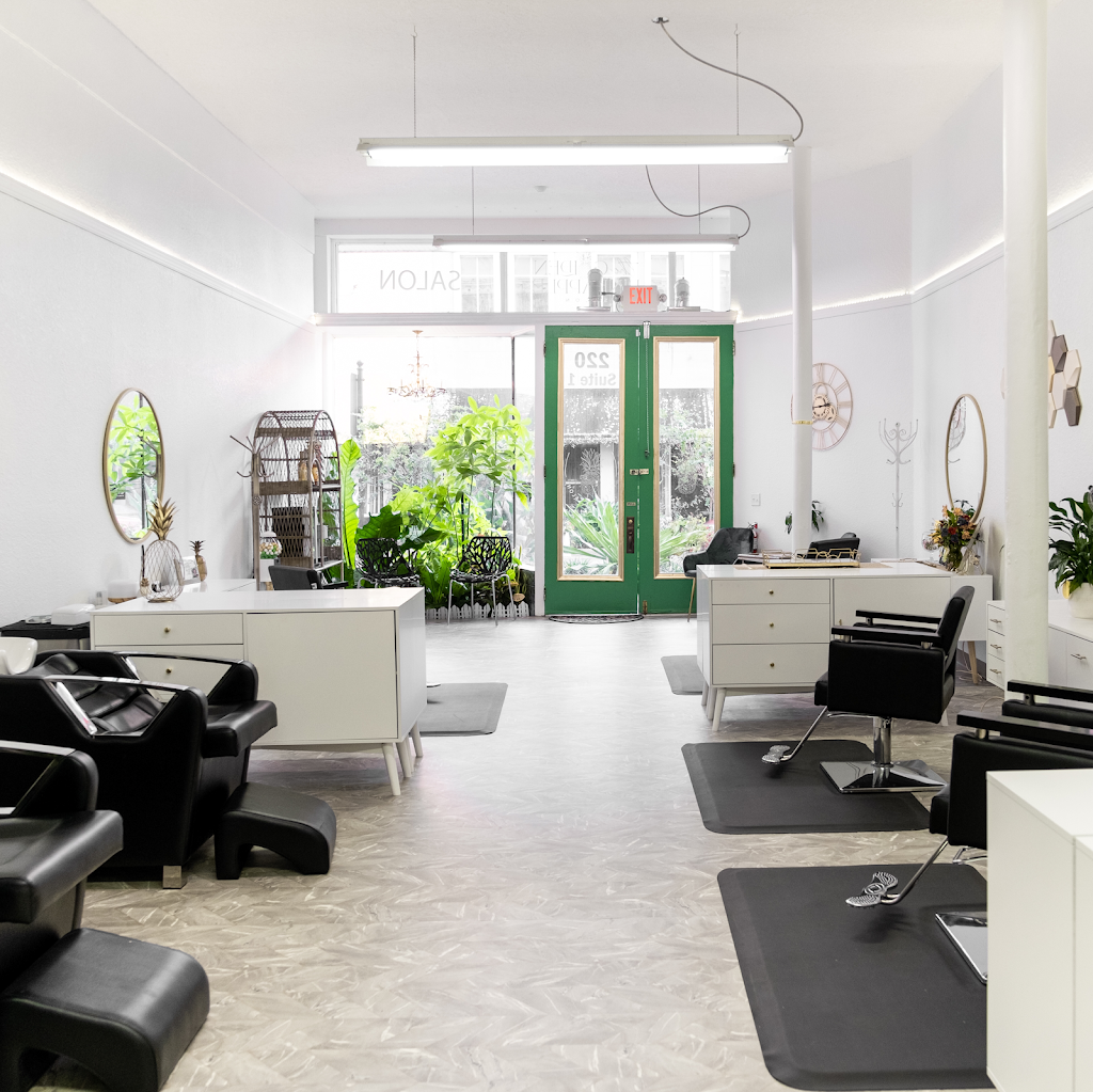 The Golden Pineapple Salon Palatka, FL 32177 Services and Reviews