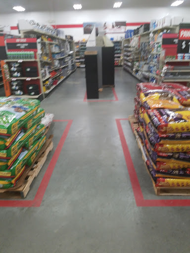 Home Improvement Store «Tractor Supply Co.», reviews and photos, 112 E N Pointe Dr, Salisbury, MD 21804, USA