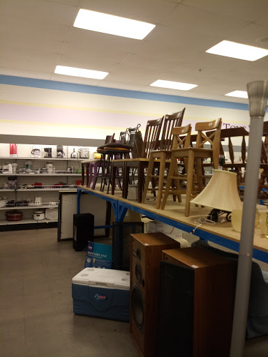 Thrift Store «Layton Goodwill Store», reviews and photos, 1010 W Hill Field Rd, Layton, UT 84041, USA