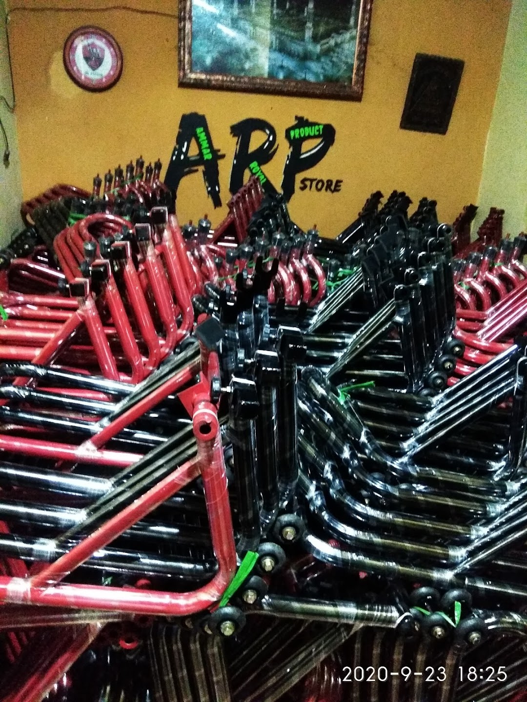 ARPstore distributor paddock motor dan knalpot motor