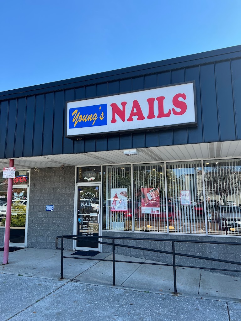 Young's Nail Salon 19096
