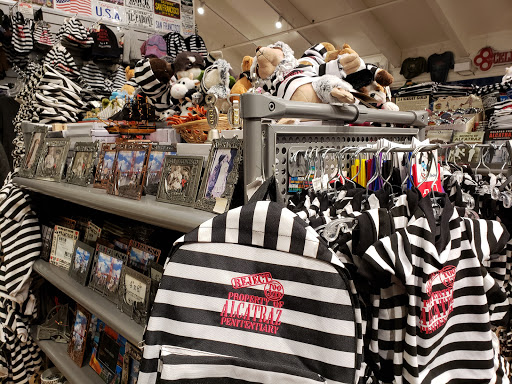 Gift Shop «Alcatraz Gift Shop», reviews and photos, 39 Pier 39 Concourse, San Francisco, CA 94133, USA