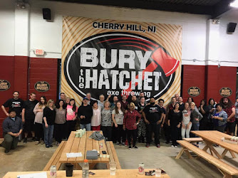 Bury the Hatchet Cherry Hill - Axe Throwing