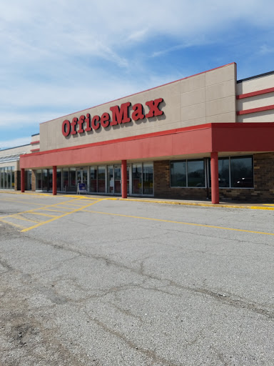 Office Supply Store «OfficeMax», reviews and photos, 320 W Kimberly Rd, Davenport, IA 52806, USA