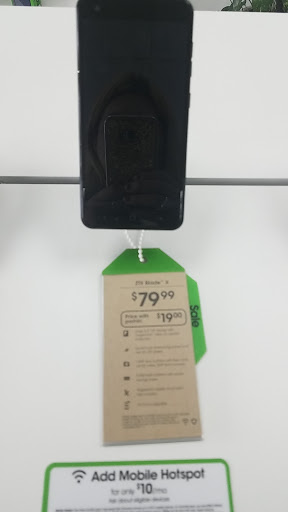 Cell Phone Store «Cricket Wireless Authorized Retailer», reviews and photos, 6946 Cermak Rd, Berwyn, IL 60402, USA