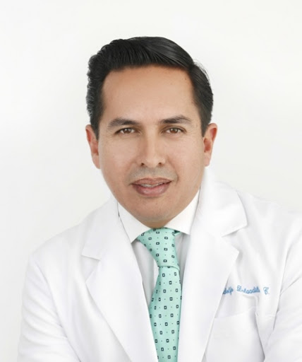 Dr. Rodolfo Delgadillo Castañeda, Pediatra