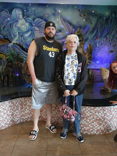 Shopping Mall «Frederick Shopping Center», reviews and photos, 1305 W 7th St, Frederick, MD 21702, USA