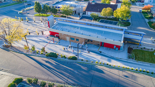 Car Wash «Breeze Thru Car Wash - Main St Longmont», reviews and photos, 2025 Main St, Longmont, CO 80501, USA