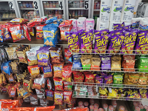 Convenience Store «K-V Bottle Shop», reviews and photos, 5200 Lake Isabella Blvd, Lake Isabella, CA 93240, USA