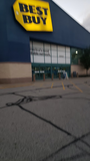 Electronics Store «Best Buy», reviews and photos, 7830 Plaza Blvd, Mentor, OH 44060, USA