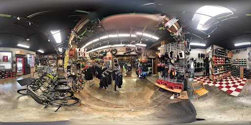 Bicycle Store «Bonney Lake Bicycle Shop of Sumner», reviews and photos, 1406 Main St, Sumner, WA 98390, USA