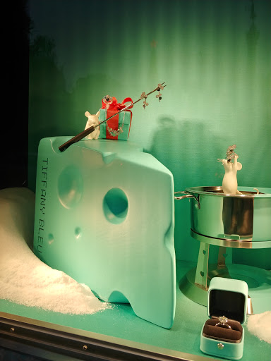 Jewelry Store «Tiffany & Co.», reviews and photos, 1151 Galleria Blvd, Roseville, CA 95678, USA