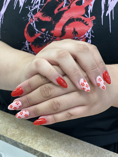 Nail Salon «Regal Nails Salon & Spa», reviews and photos, 156 Power Center Dr, Dawsonville, GA 30534, USA