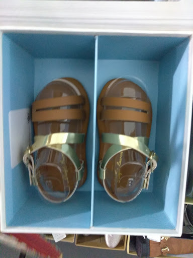 Department Store «Saks OFF 5TH», reviews and photos, 915 Ridgewalk Pkwy, Woodstock, GA 30188, USA