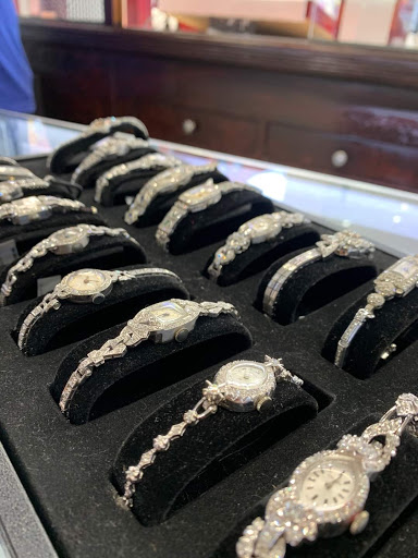 Pawn Shop «Budget Buy & Sell», reviews and photos, 2 E Main St, Patchogue, NY 11772, USA