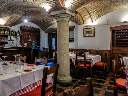 Restaurante Alberca - C. de la Victoria, 8, 10200 Trujillo, Cáceres, Spain