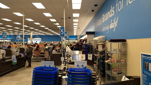 Clothing Store «Ross Dress for Less», reviews and photos, 9727 Laurel Canyon Blvd, Arleta, CA 91331, USA