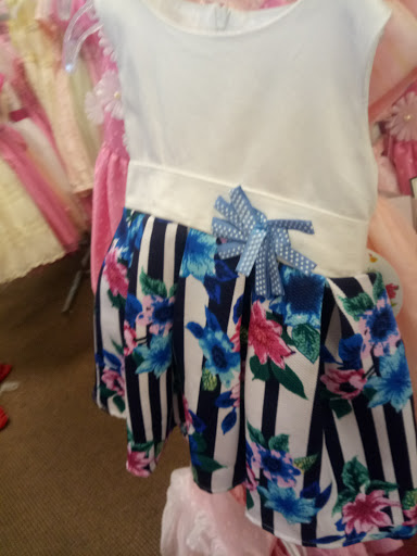 Shoe Store «DSW Designer Shoe Warehouse», reviews and photos, 8110 Mall Pkwy, Lithonia, GA 30038, USA